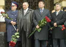На фото (слева направо): Богдан Керницкий, Эдуард Гурвиц, Юрий Луценко, Николай Сердюк