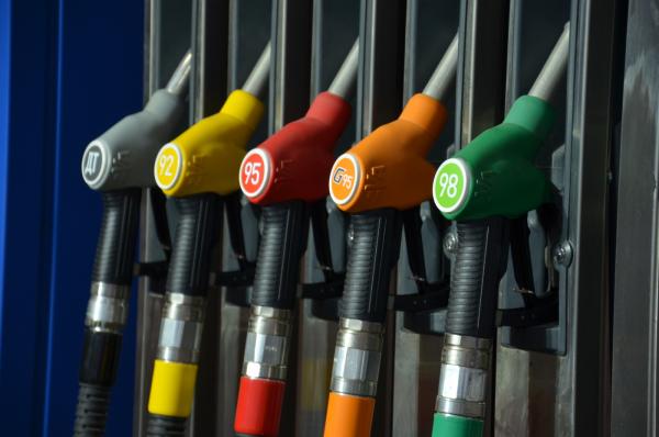 Будем и в Бердянске ожидать снижение цен на бензин