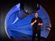Илон Маск на открытии туннеля. 18 декабря 2018 года.  Getty Images. Фото: Р. Бек