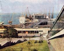 Вид на морской вокзал. Фотография в буклете «Одесский ордена Ленина морской порт». 1970-е гг.