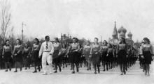 Одесса. На площади им. Октябрьской революции. 1 мая 1948 г.