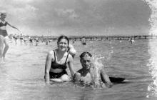 Одесса. На пляже в Лузановке. 1955 г.