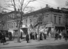 Кинотеатр повторного фильма на Дерибасовской улице. Одесса, начало 1950-х годов