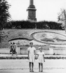 Александровская колонна  (1944 — 1991)