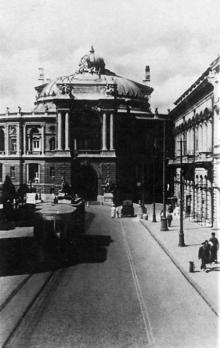 Открытка «Государственный театр Оперы и Балета», фотограф Н. Боде, 1938-е годы