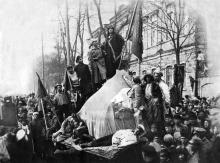 Одесса. Демонстрация возле кинотеатра «Бомонд» на ул. 1-е мая. Первое мая 1919 г.