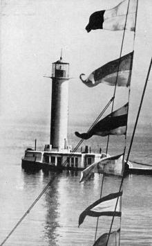 Маяк Одесского порта. Фото в брошюре «Одесса с моря». 1970 г.