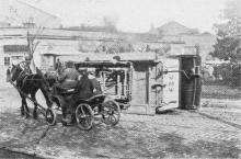 Вагон конки, опрокинутый забастовщиками на Тираспольской. Фотография в L'Illustration за 18 ноября 1905 г.