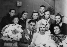 Свадьба Евгении Езеровой и Арсентия Гамарца. 1951 г.