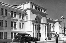 Новое здание детской музыкальной школы им. проф. П.С. Столярского, 1939 г.