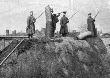 Одесса. Взятие укрепления (защитники укрепления — манекены). Фото в журнале «Нива», 14 июня 1908 г.