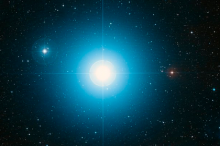  . : Davide De Martin / ESA / Hubble