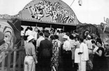 Одесса, ул. Свердлова, гастроли шведского цирка на стадионе «Спартак», 1950-е годы