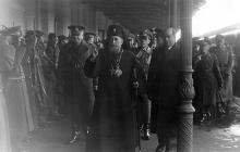Одесса. На железнодорожном вокзале румынский православный митрополит Виссарион (Виктор Пую), 6 декабря 1942 г.