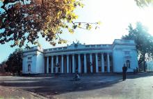 Одесса, площадь Коммуны. 1990 г.