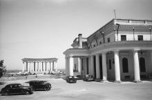 Воронцовский дворец (1941 — 1944)