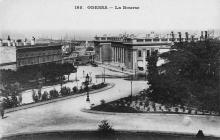 Одесса. Думская площадь, здание биржи, слева Театральный переулок. Открытое письмо. 1890-е гг.