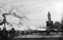 Салют в честь освобождения Одессы. Фотограф Ольга Ландер. Апрель 1944 г.