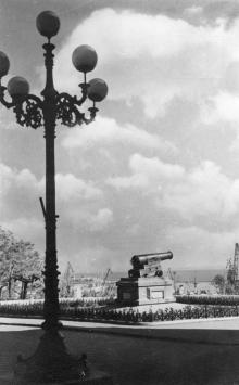 Одесса. Памятник «Пушка» на Думской площади. Фотограф В. Шишин. Почтовая карточка. 1962 г.