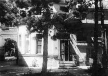 Здание управления фабрики (особняк Демидовой-Сан-Донато), 1960-е гг.