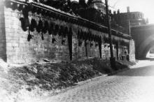 Cпуск Вакуленчука, справа Новиков мост. Фотограф Андрей Онисимович Лисенко. Конец 1940-х гг.