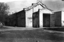 Третий павильон Одесской киностудии. Фото из коллекции Ольги Щербаковой. Конец 1940-х гг.