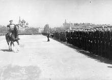 Одесса, площадь им. Октябрьской революции. Парад принимает Г.К. Жуков. 1 мая 1947 г.