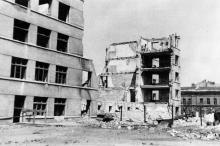 Одесса. Развалины студенческого общежития на Старопортофранковской улице. 1942–1943 гг.