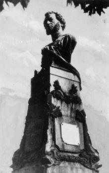 Памятник Пушкину. Фотография из набора «Одесса» издания «Коопфото»