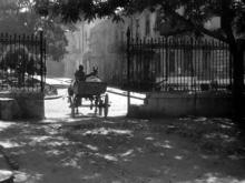 Забор в начале ул. Советской Армии (Преображенской), кадр из фильма «Зеленый фургон», 1959 г.