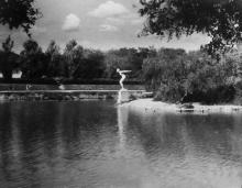 Одесса. В Дюковском парке. Фото П. Домбровского. 1943 г.